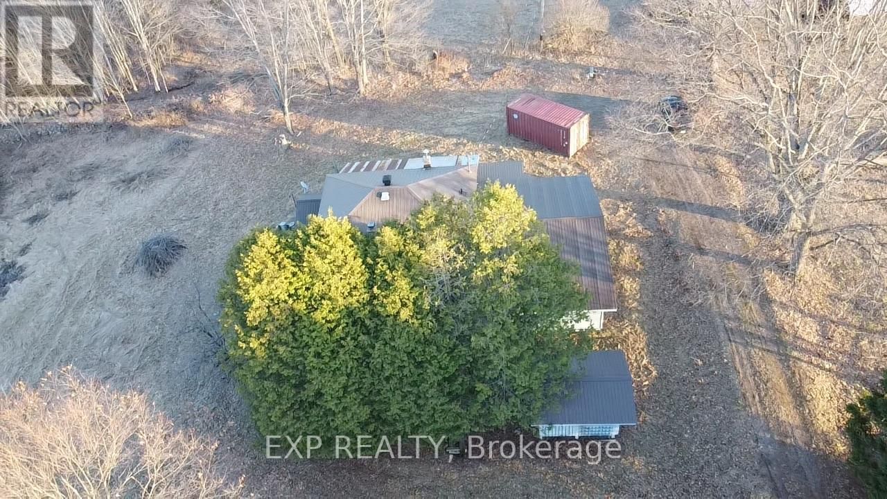 98 KENNEDY ROAD Image 18