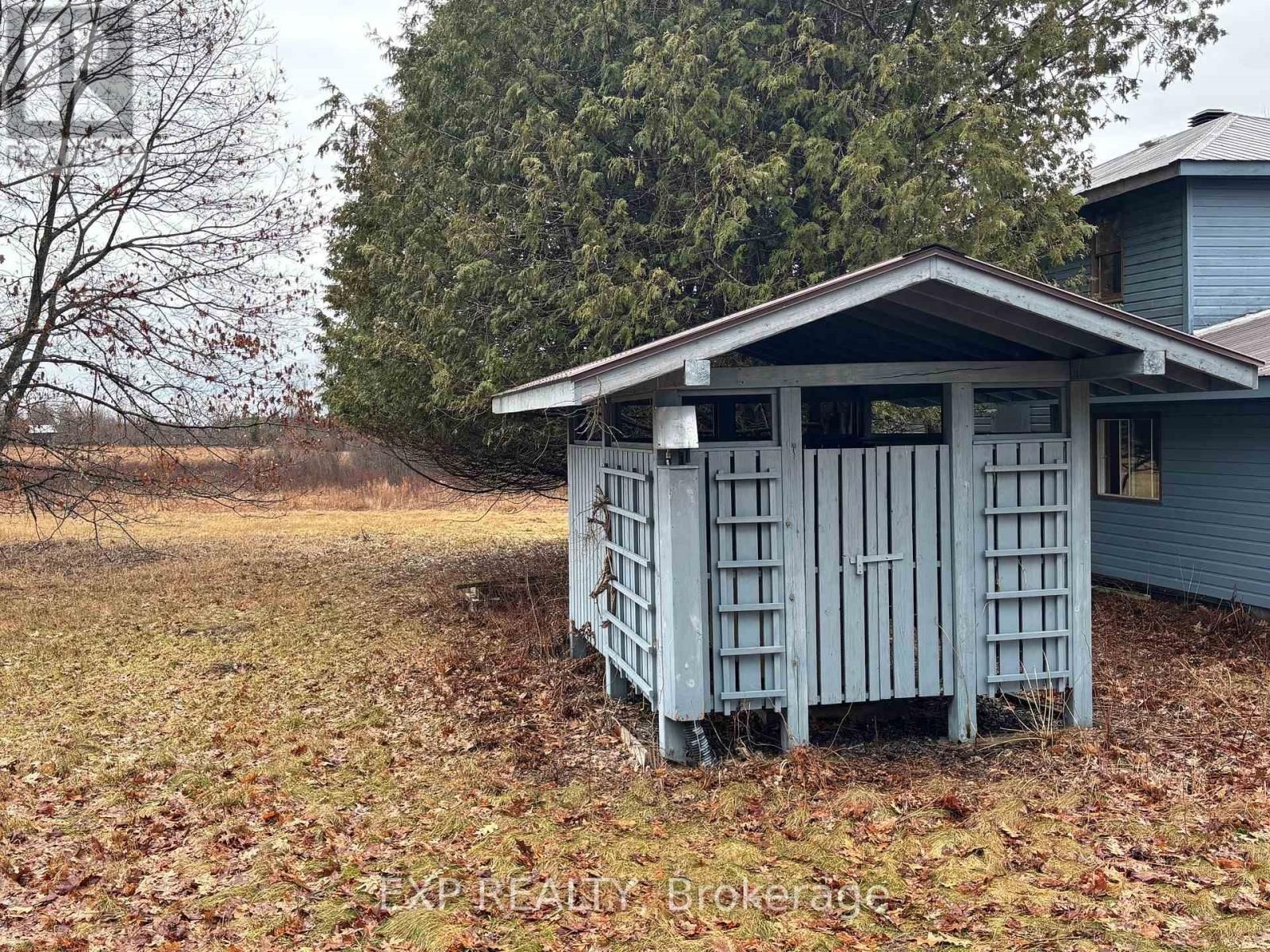 98 KENNEDY ROAD Image 8