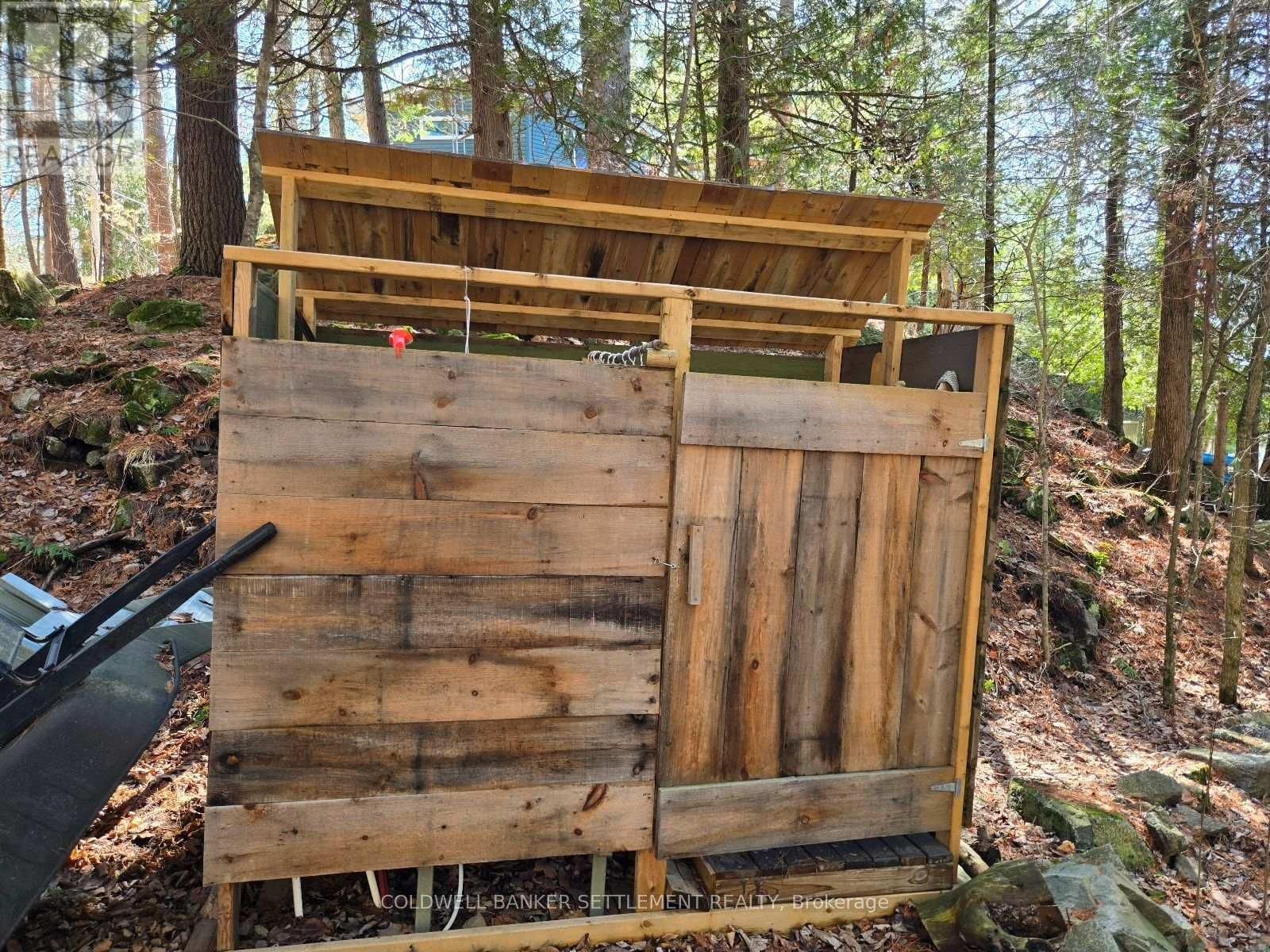 327 CLEAR LAKE LANE 31 LANE Image 13