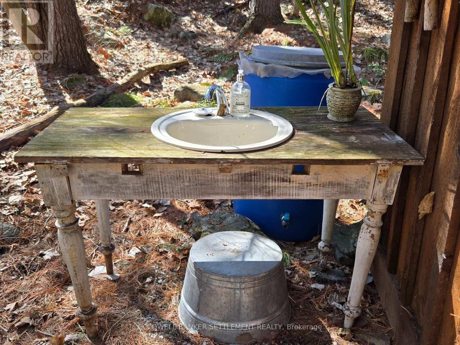 327 CLEAR LAKE LANE 31 LANE Image 14