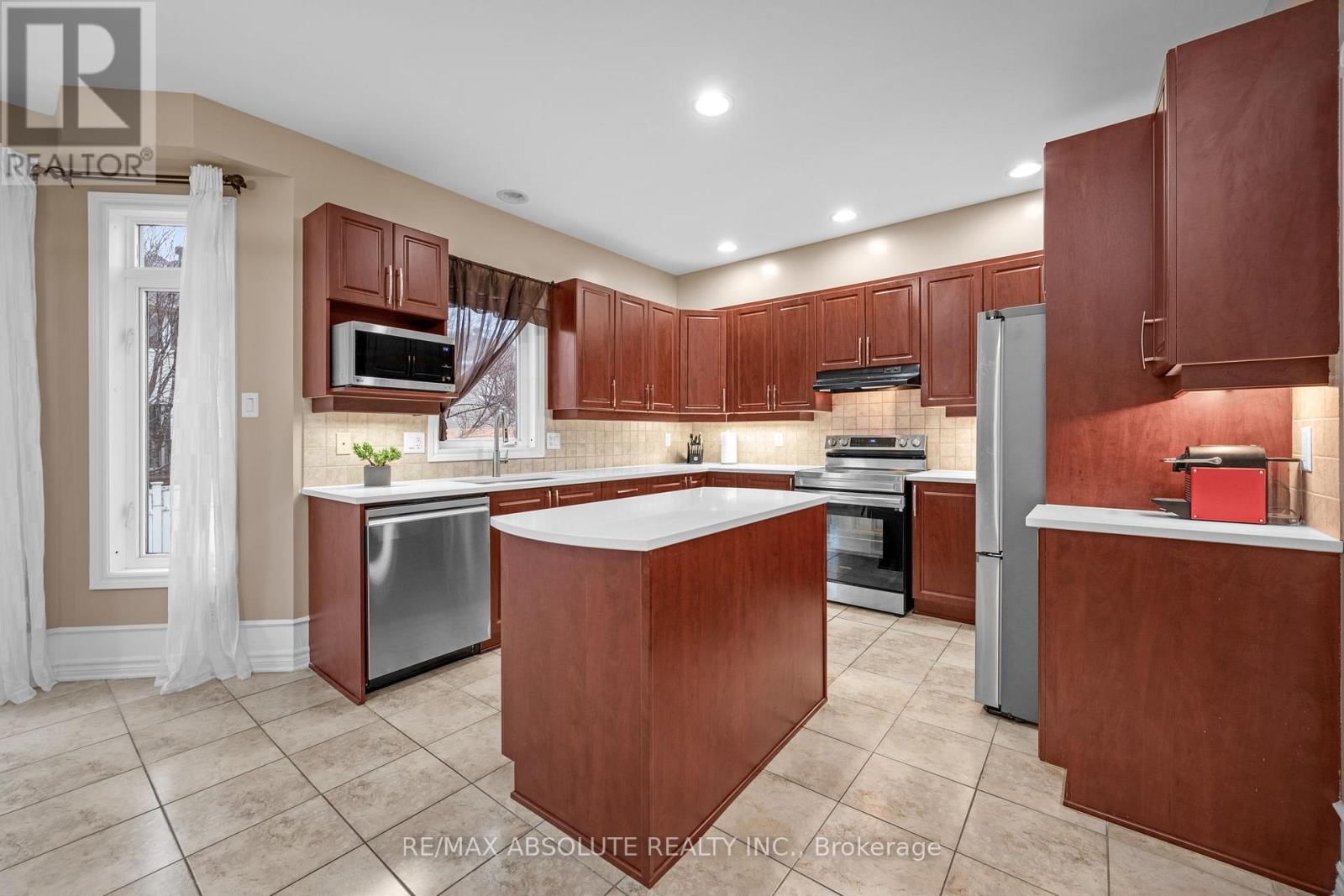 70 CEDAR VALLEY DRIVE Image 12