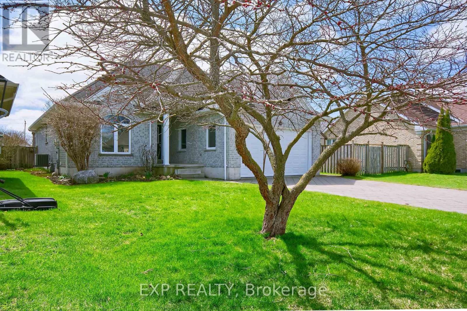 54 TREADWELL STREET Image 2