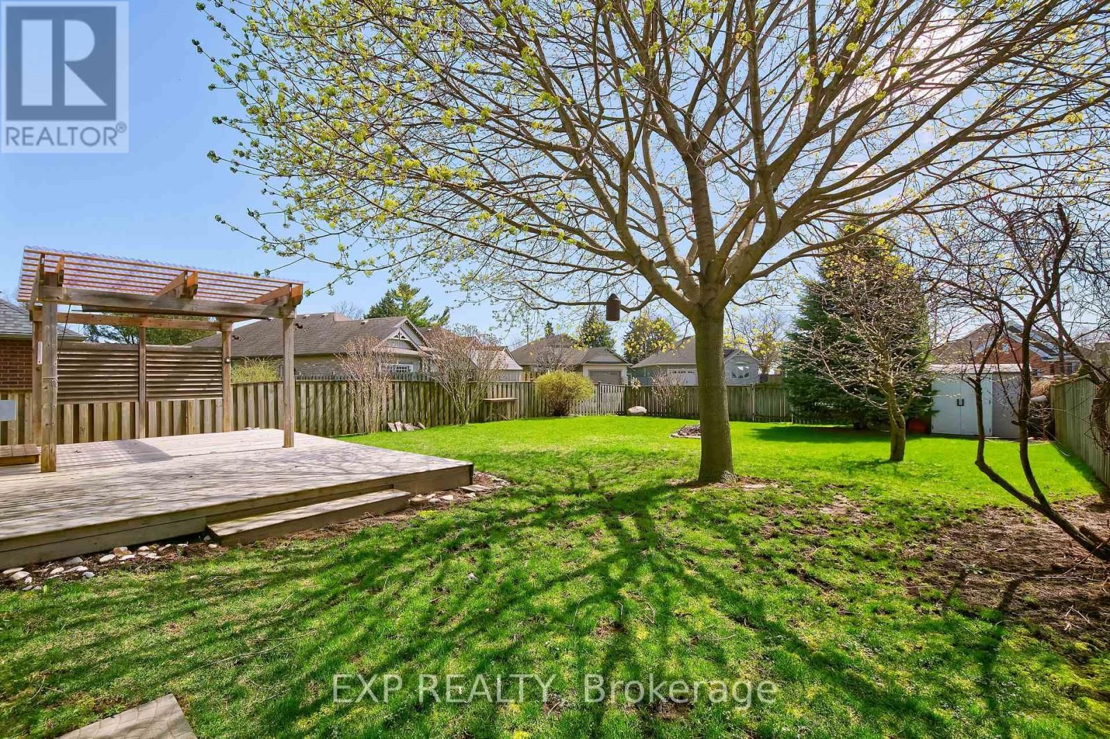 54 TREADWELL STREET Image 40