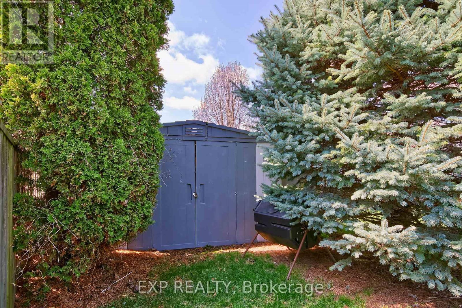 54 TREADWELL STREET Image 41