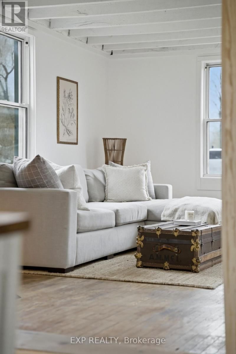 52 COUNTY 1 ROAD Image 12