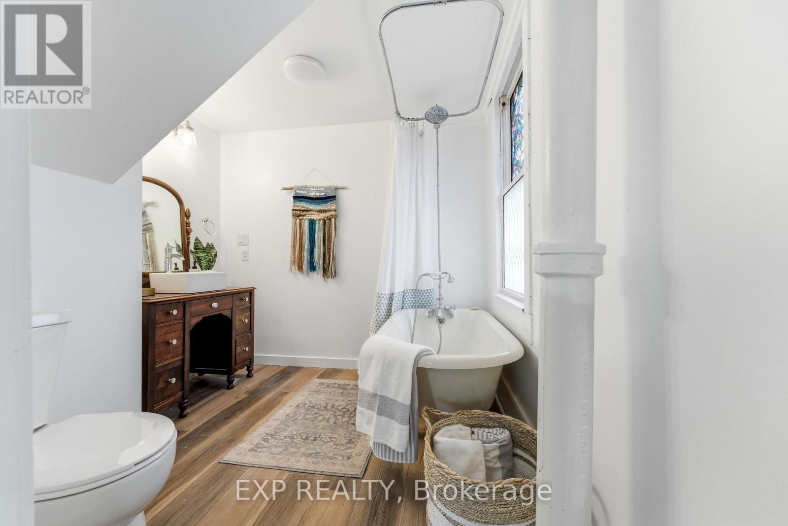 52 COUNTY 1 ROAD Image 27