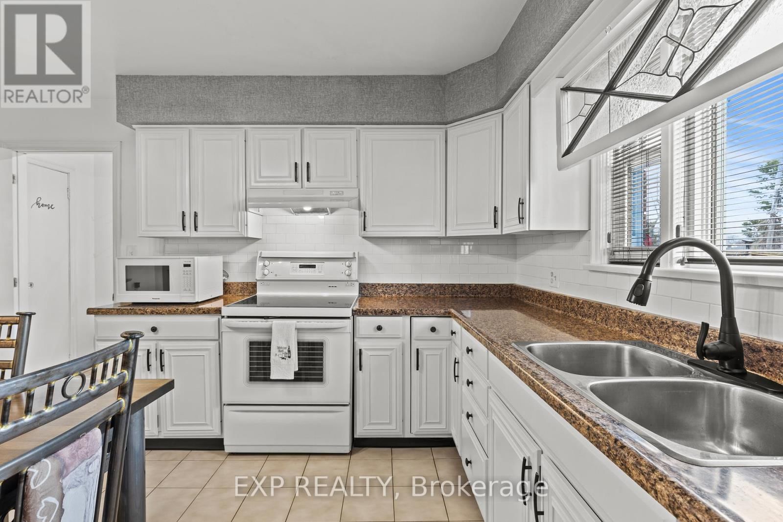 5367 KITCHENER STREET Image 11