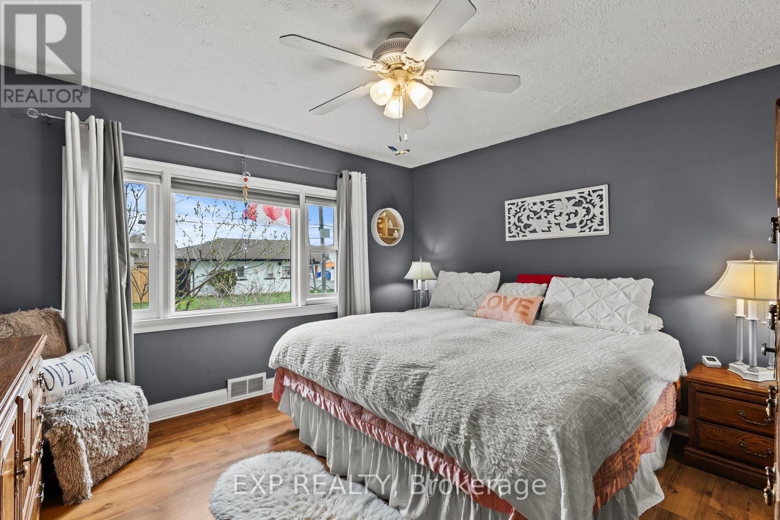 5367 KITCHENER STREET Image 15