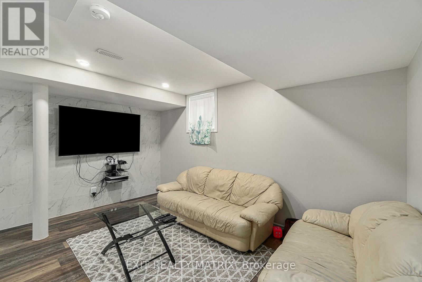 350 SWEETCLOVER WAY Image 32