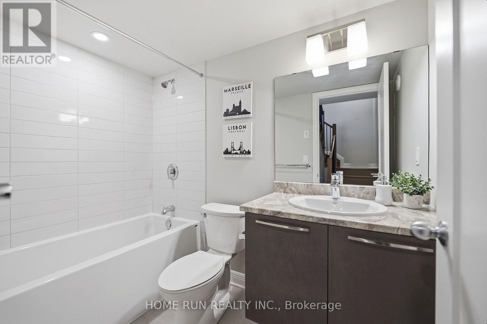 501 HITZLAY TERRACE Image 45