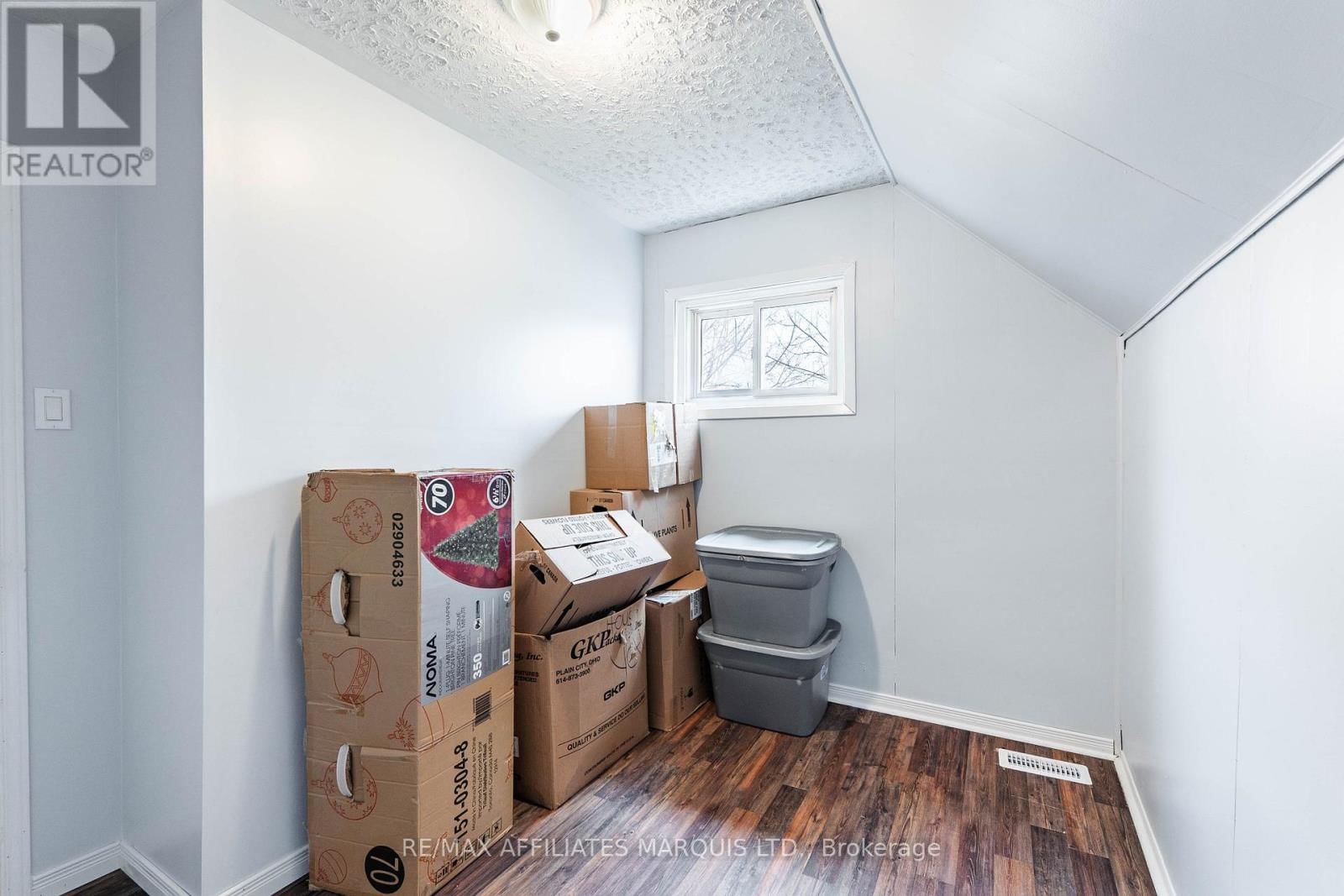 538 BEDFORD STREET Image 19