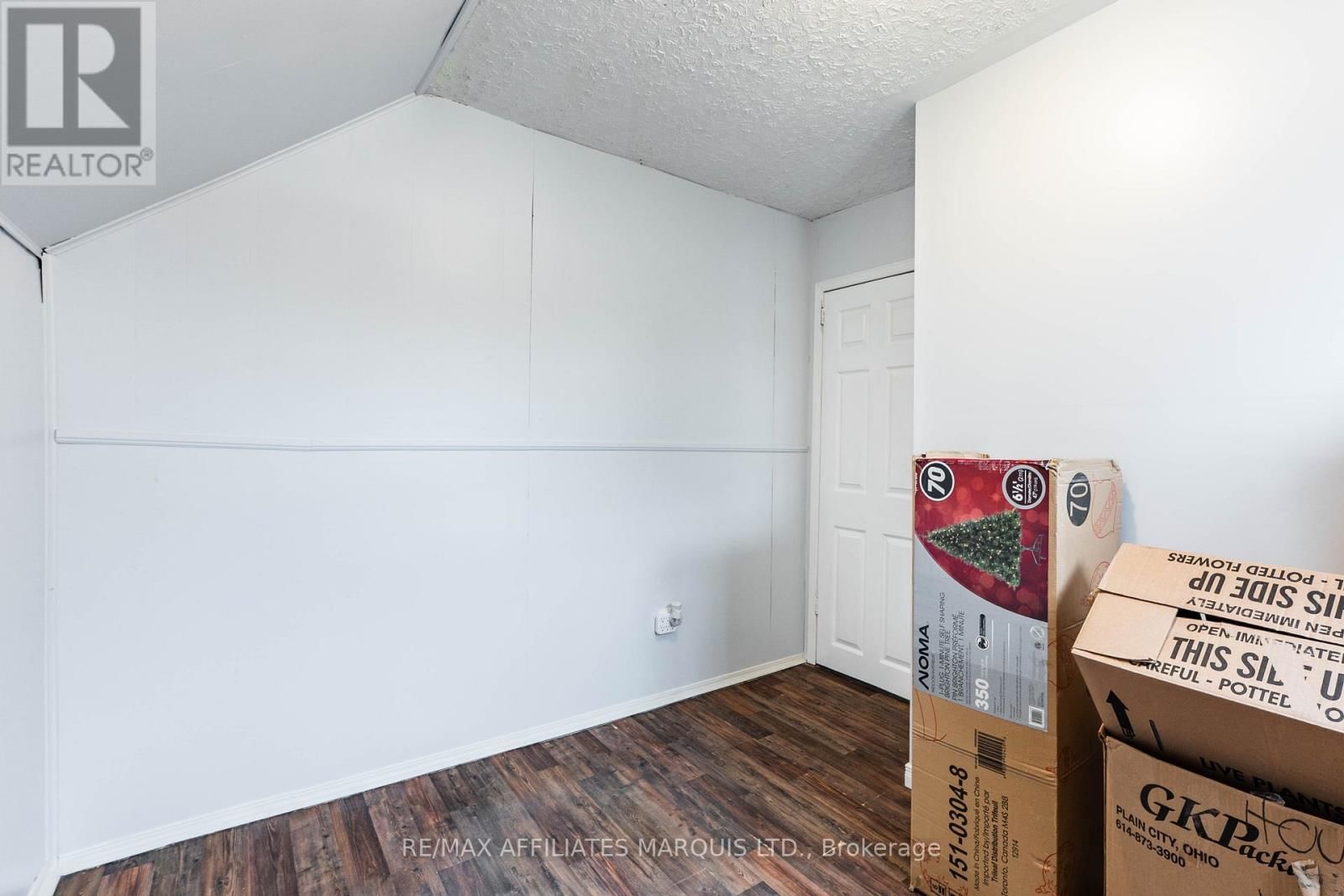 538 BEDFORD STREET Image 20