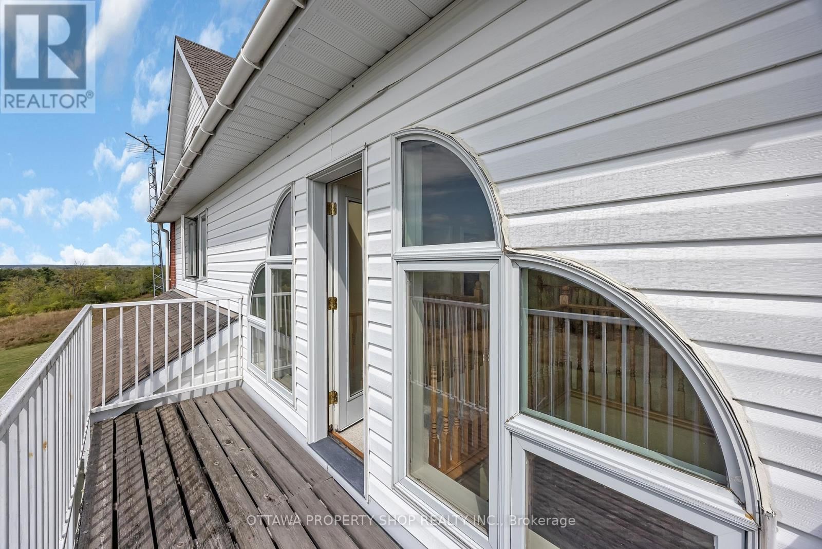 3057 GREENLAND ROAD Image 15