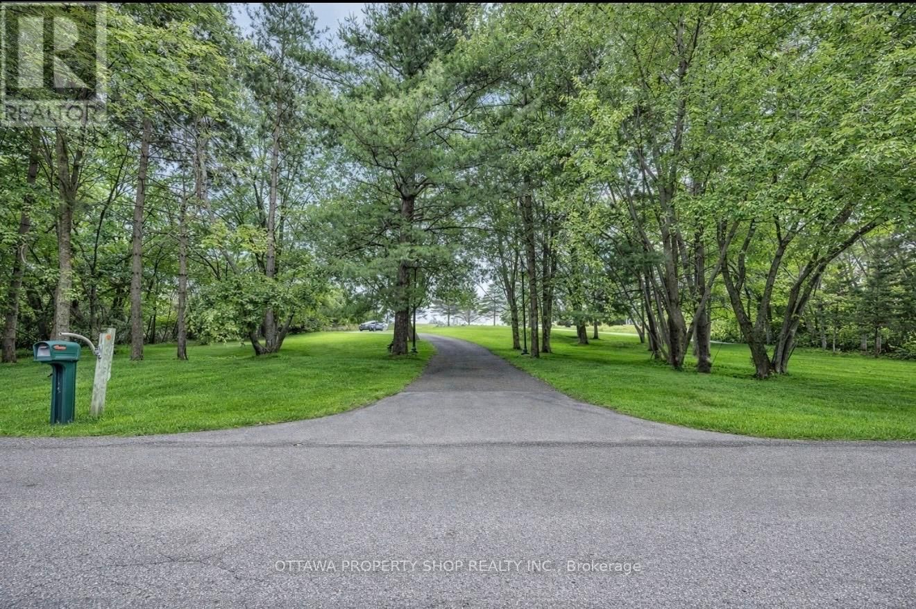 3057 GREENLAND ROAD Image 3