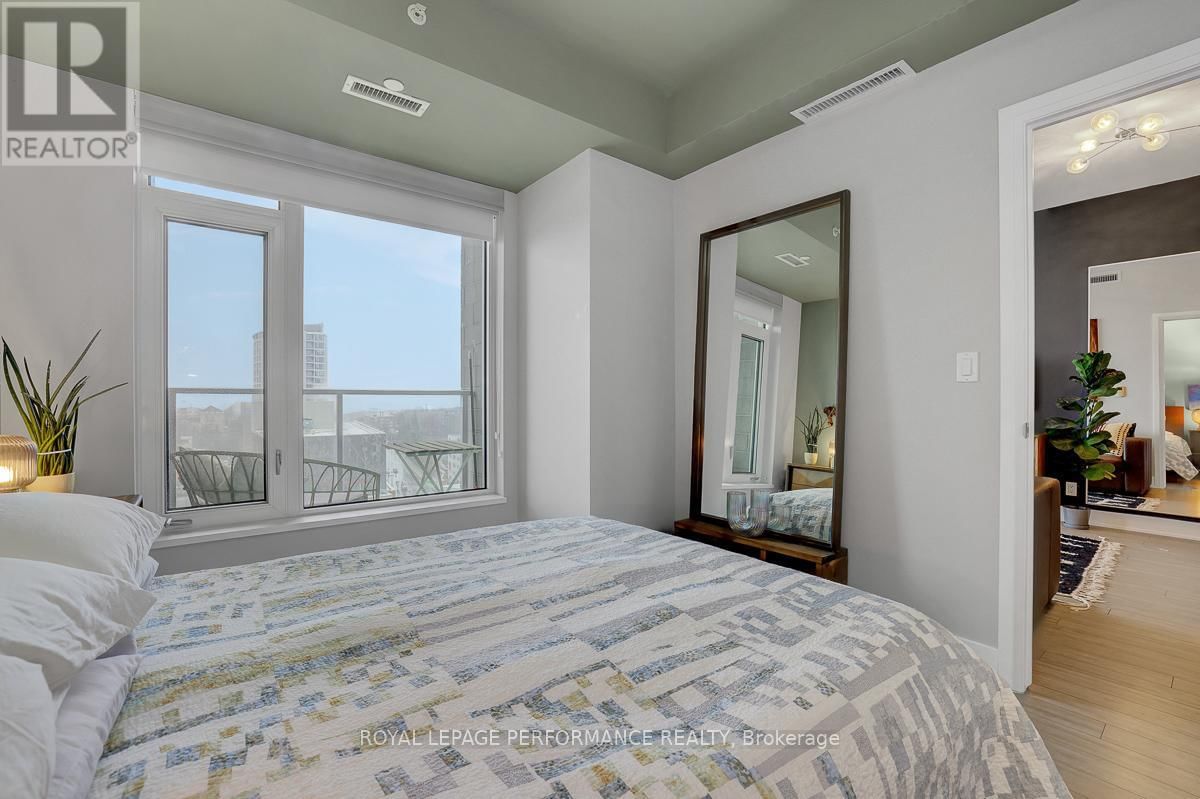 1004 - 118 HOLMWOOD AVENUE Image 12