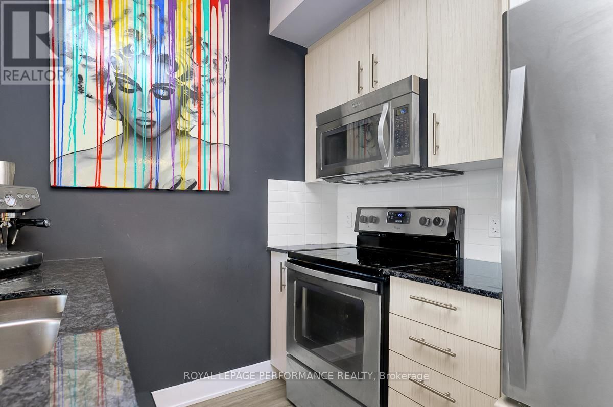 1004 - 118 HOLMWOOD AVENUE Image 9