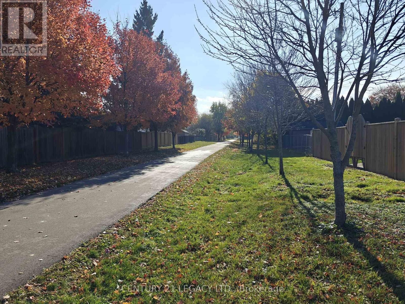 62 WOODELM DRIVE Image 20