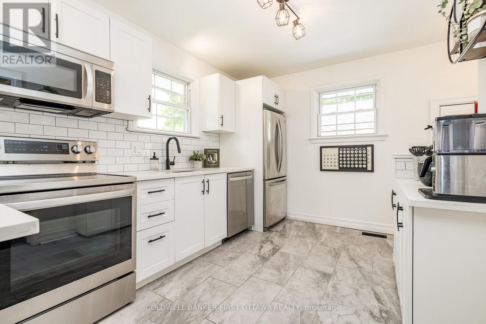 1 PORTER STREET Image 13