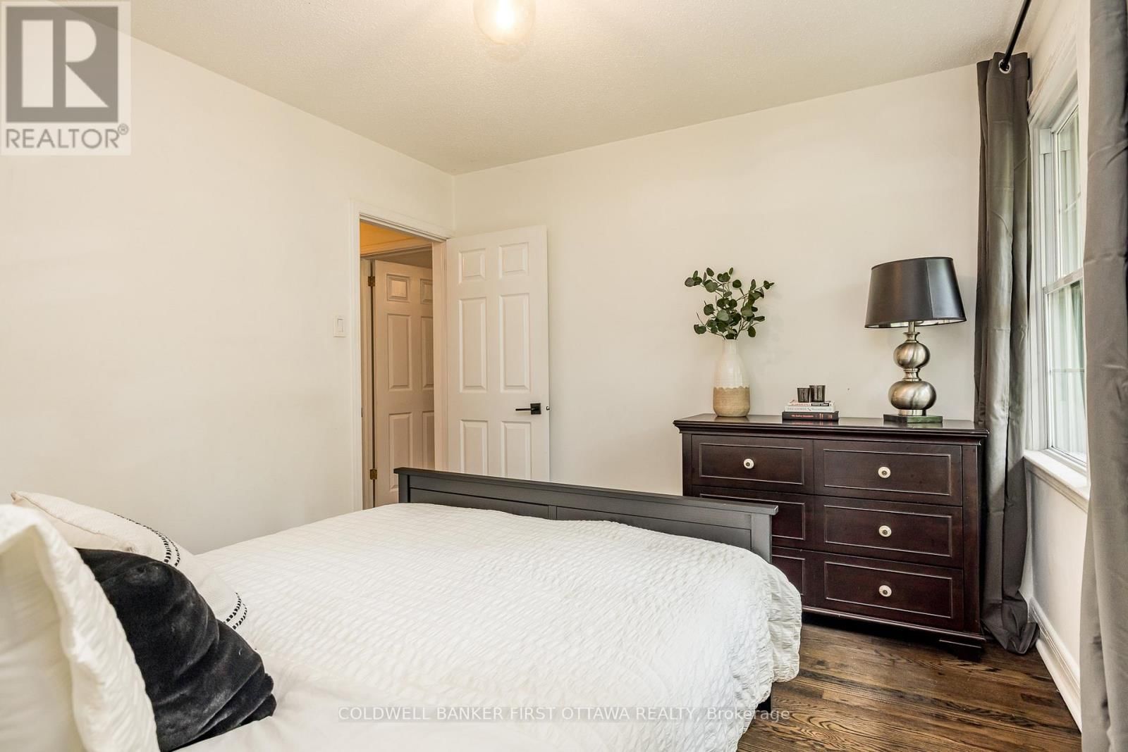 1 PORTER STREET Image 19