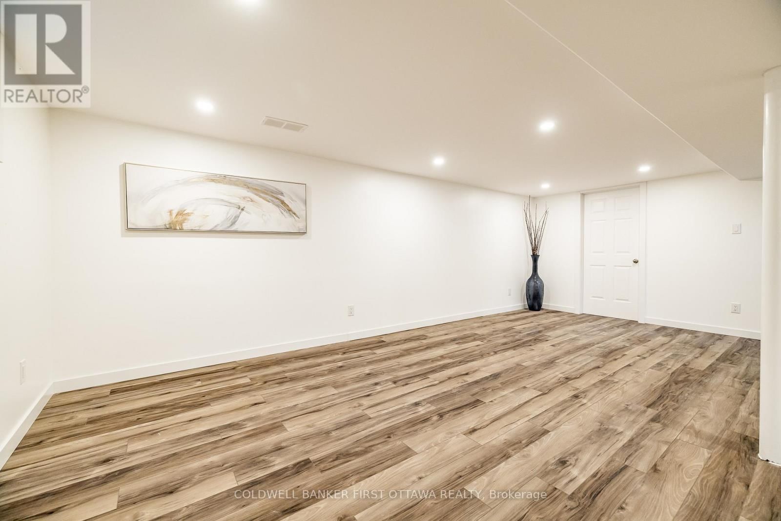 1 PORTER STREET Image 26