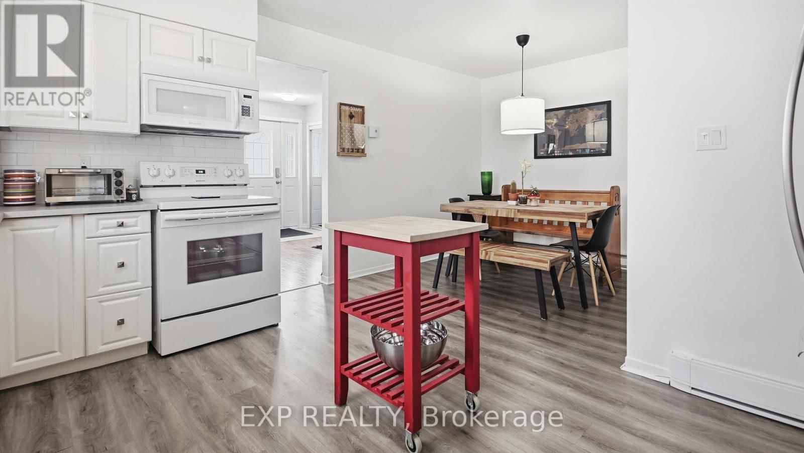 40 ELMSLEY STREET Image 14