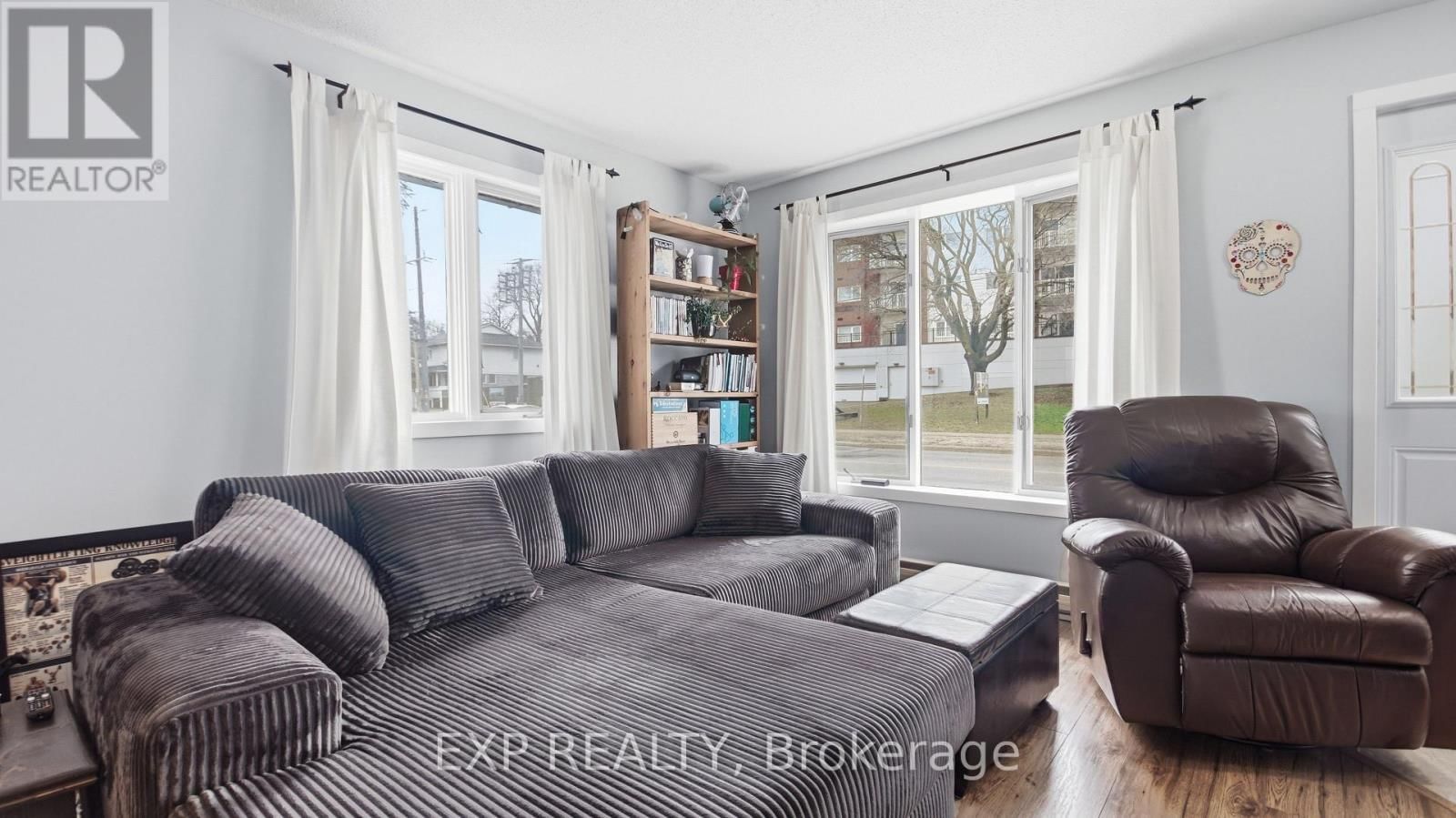 40 ELMSLEY STREET Image 8