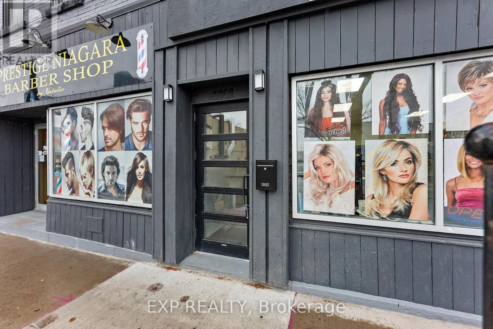 1 - 5858 FERRY STREET Image 12