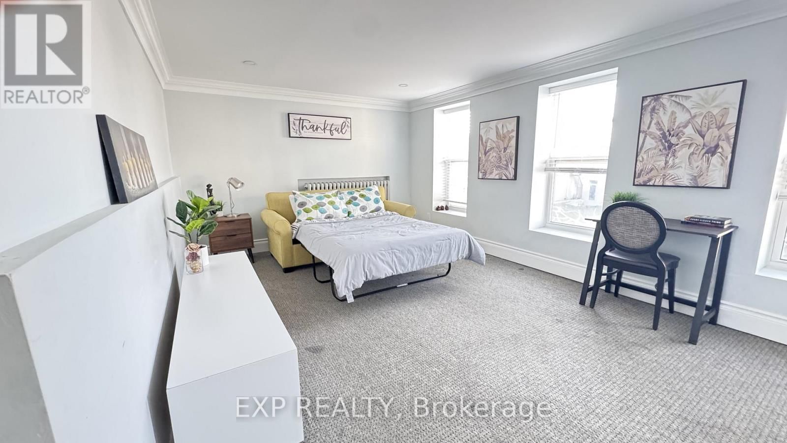 1 - 5858 FERRY STREET Image 3