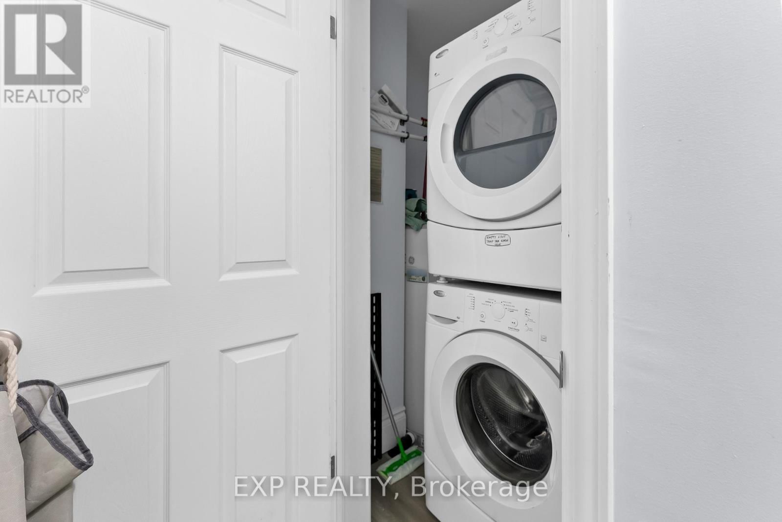 1 - 5858 FERRY STREET Image 9