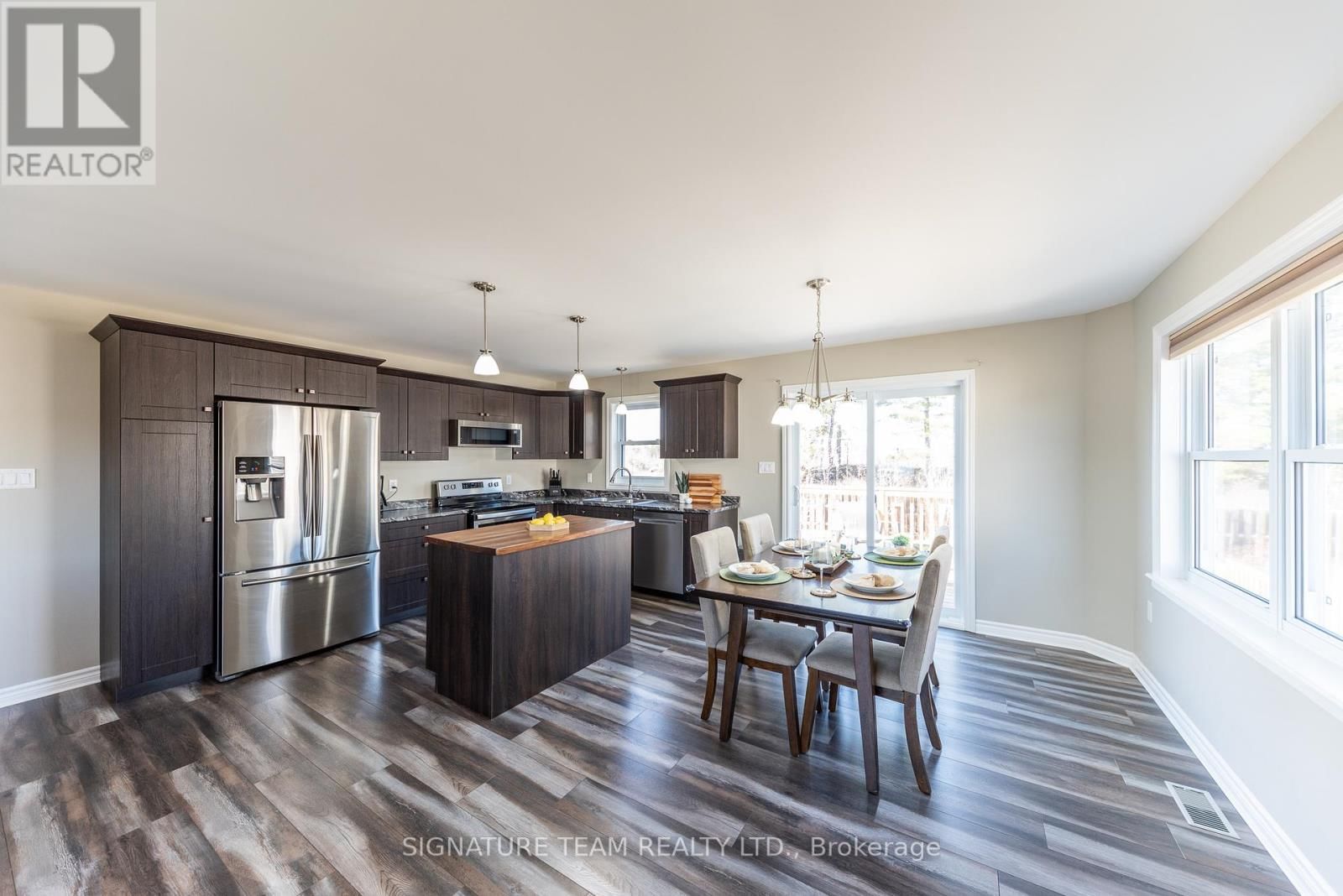 10 TERRANCE DRIVE Image 11