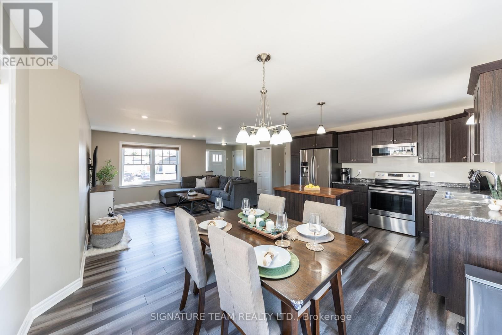 10 TERRANCE DRIVE Image 13