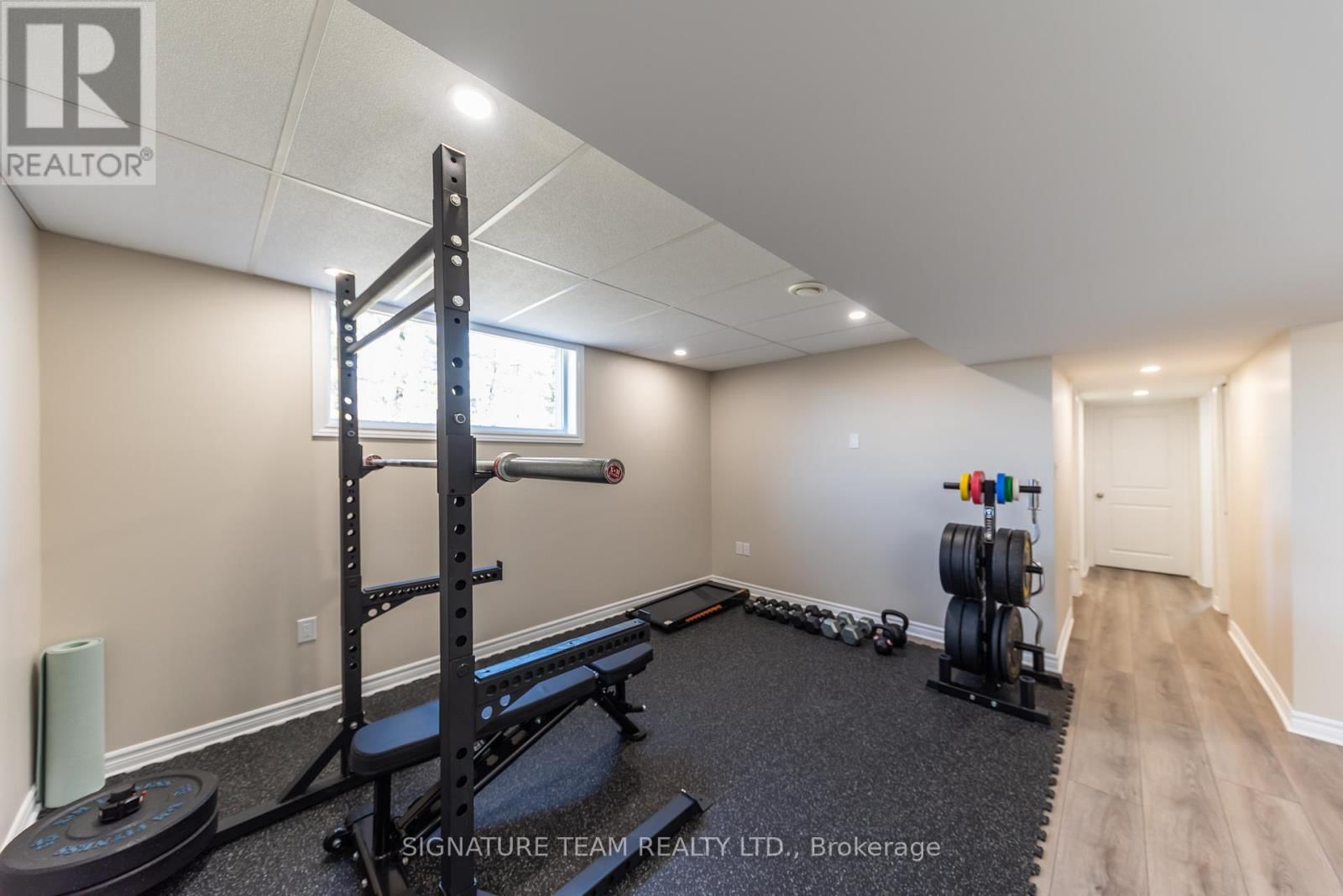 10 TERRANCE DRIVE Image 22