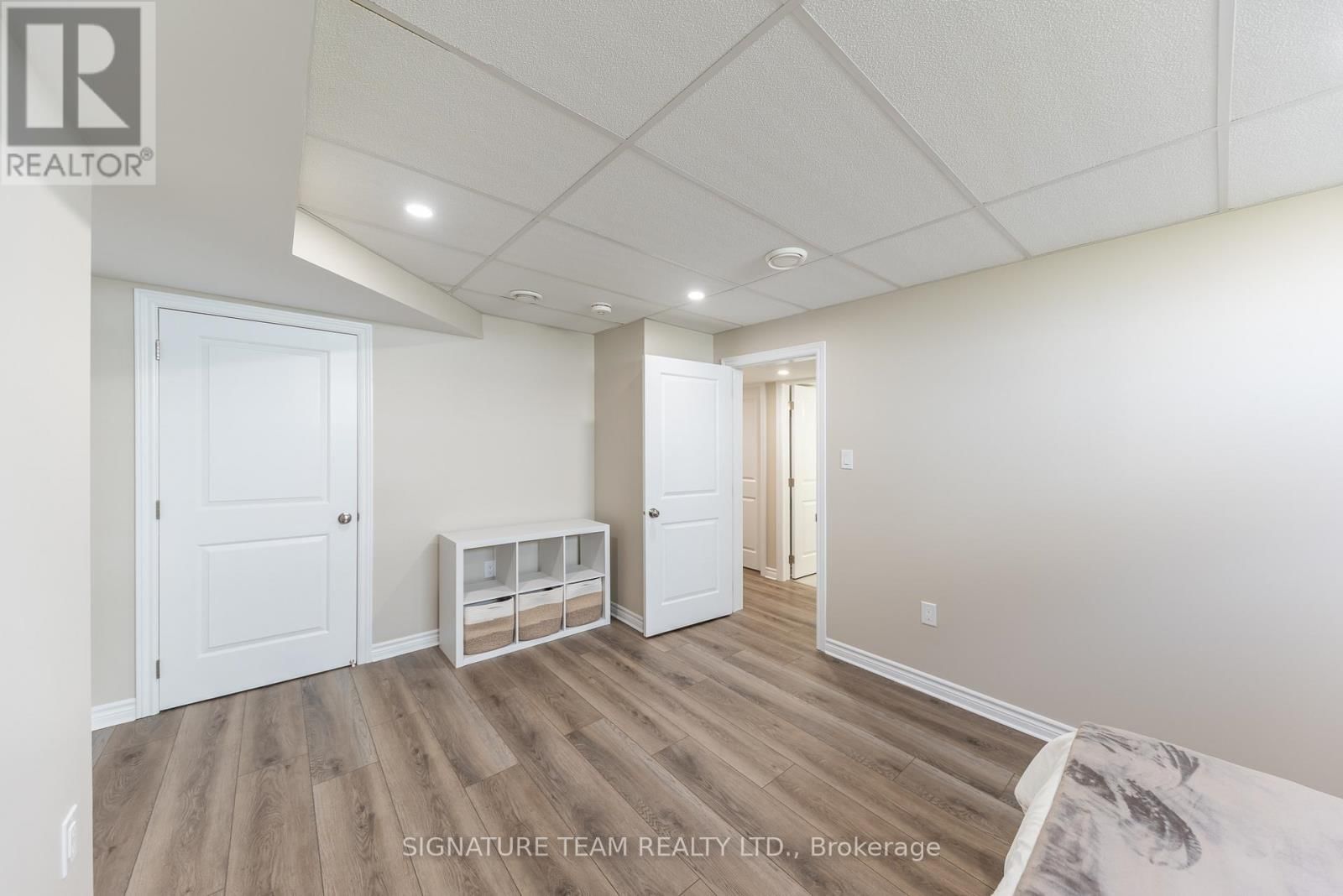 10 TERRANCE DRIVE Image 27