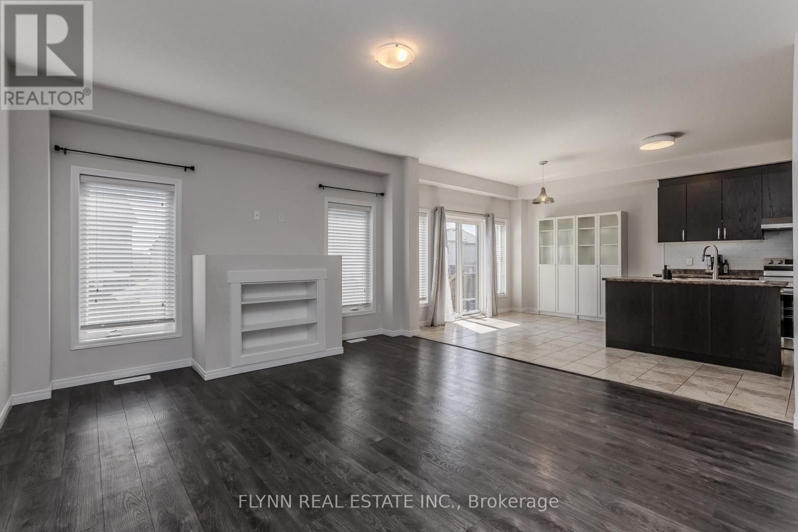 246 WOODWAY TRAIL Image 11