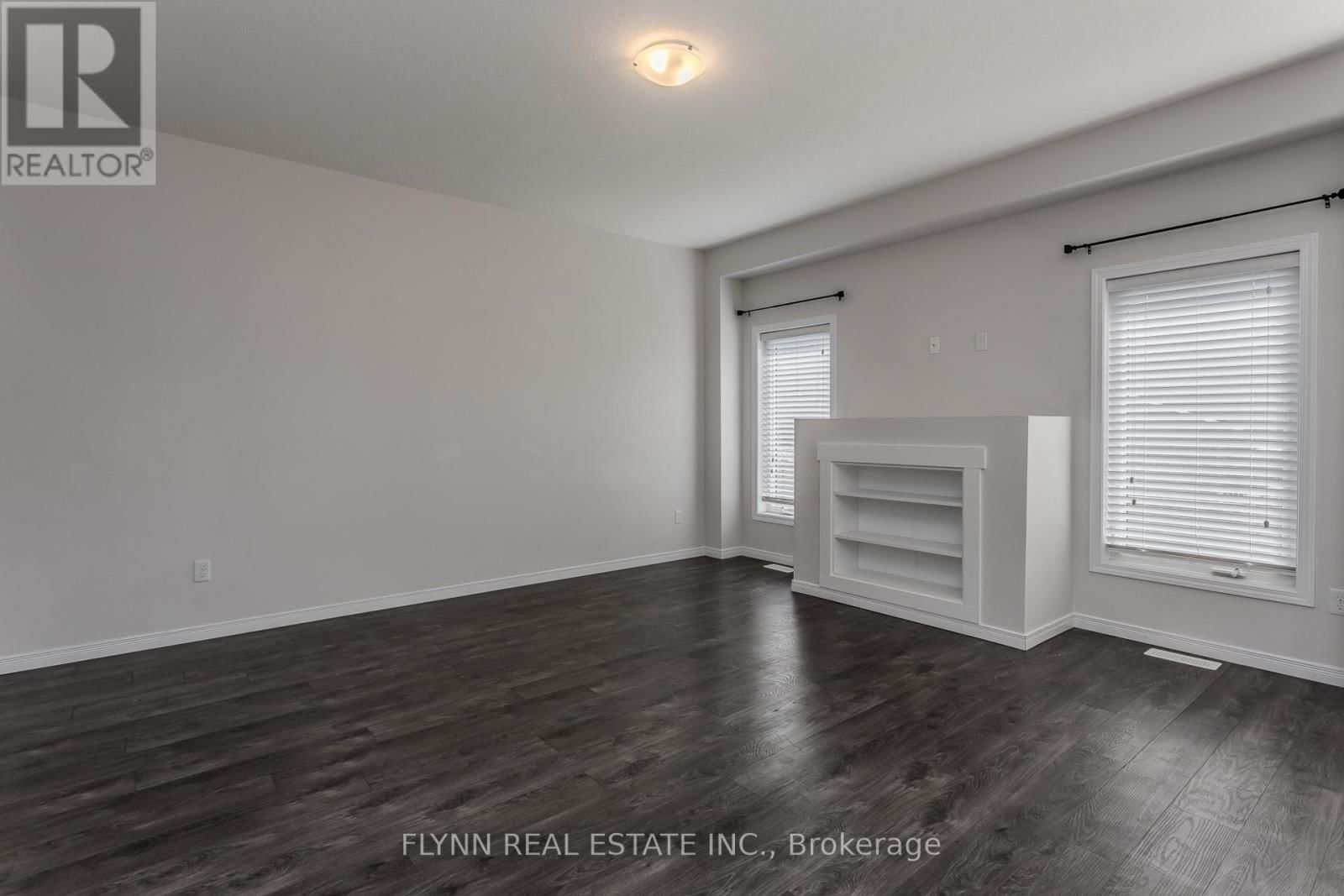 246 WOODWAY TRAIL Image 15