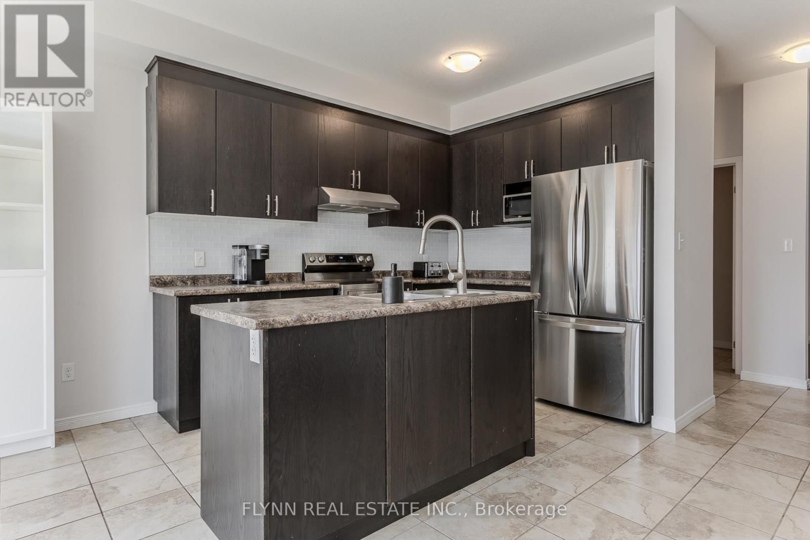 246 WOODWAY TRAIL Image 21