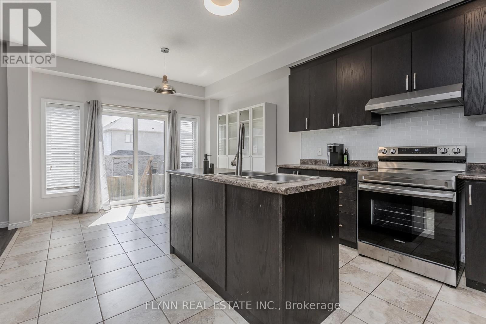 246 WOODWAY TRAIL Image 22