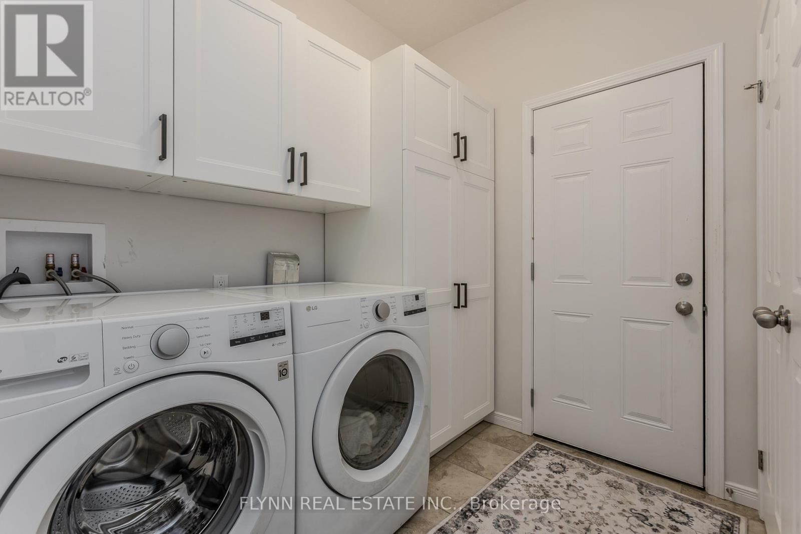 246 WOODWAY TRAIL Image 25