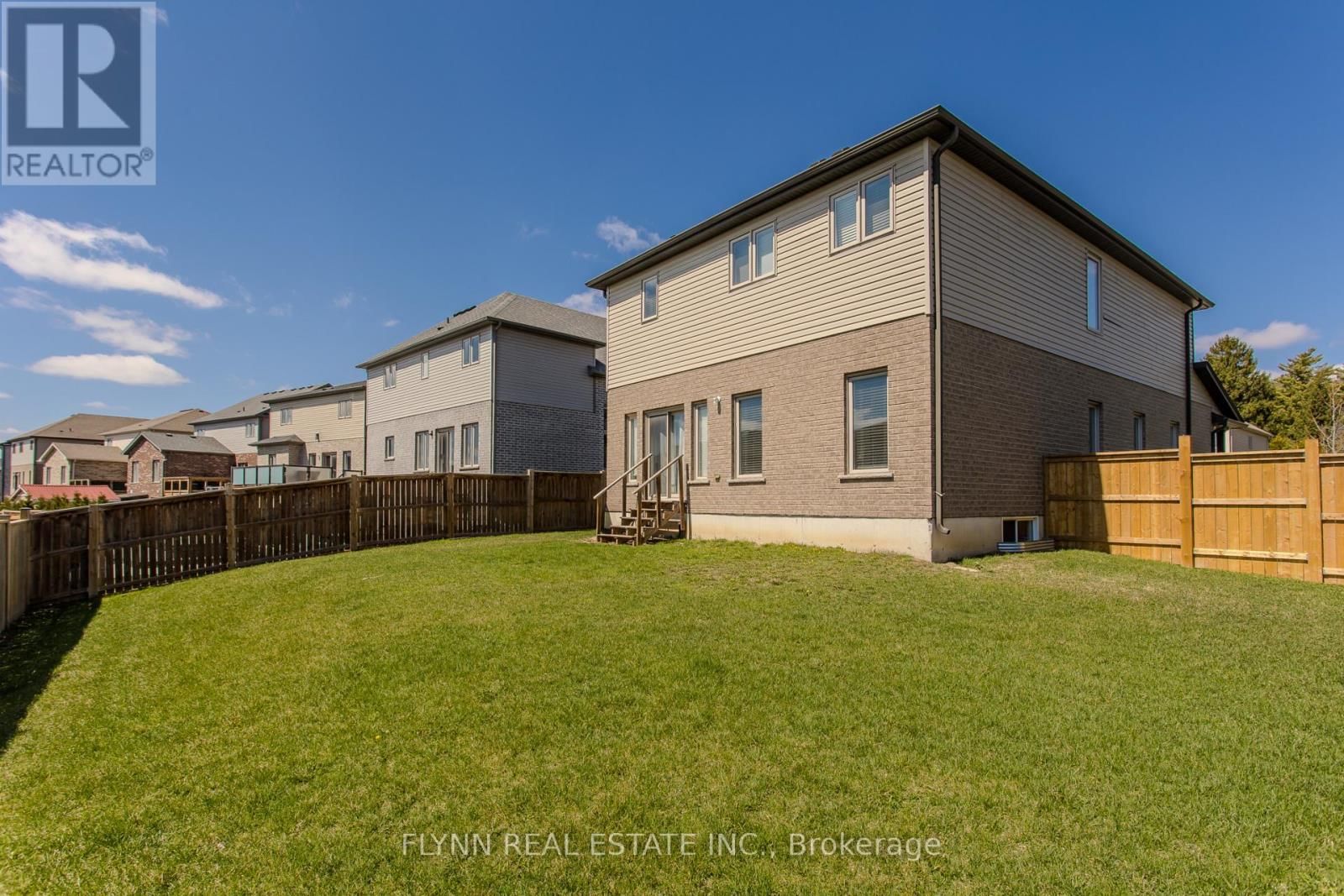 246 WOODWAY TRAIL Image 45