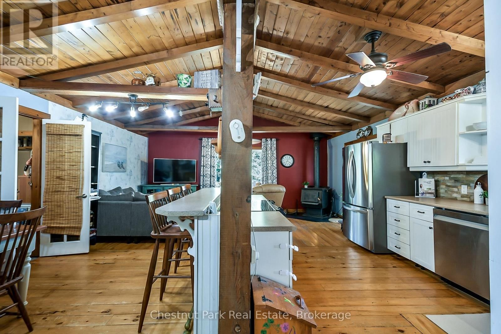 1725 518 EAST HIGHWAY Image 18