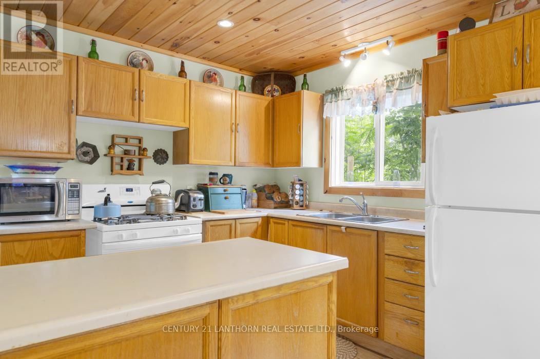 656 A YARROW LANE Image 11