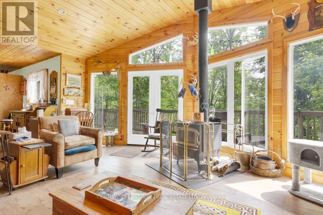 656 A YARROW LANE Image 18