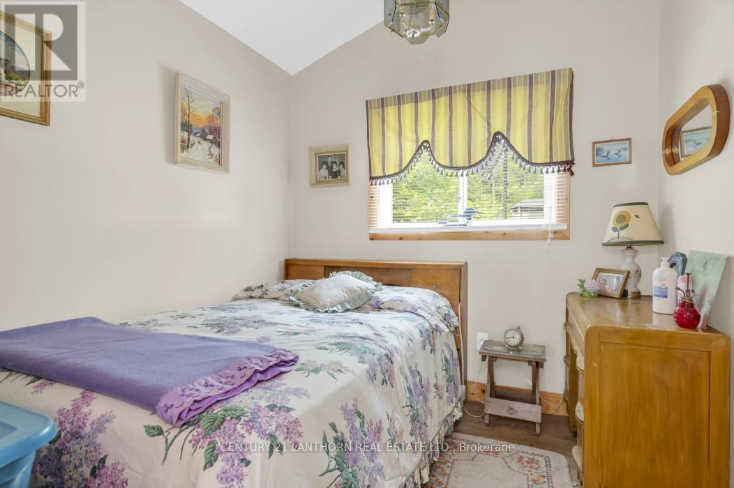 656 A YARROW LANE Image 22