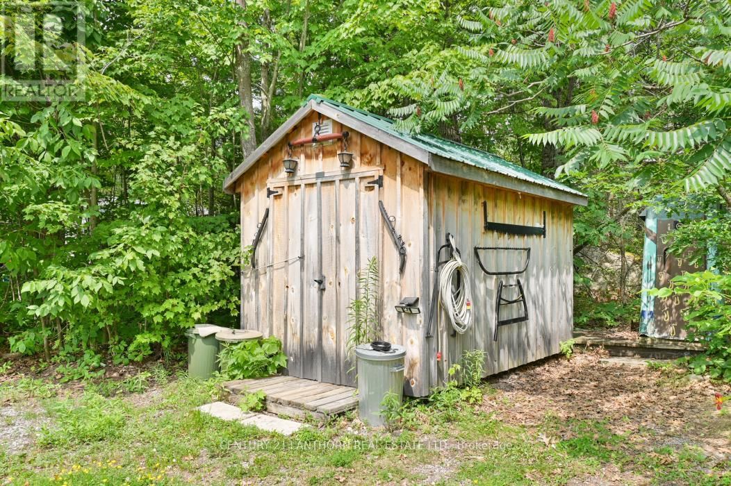 656 A YARROW LANE Image 36