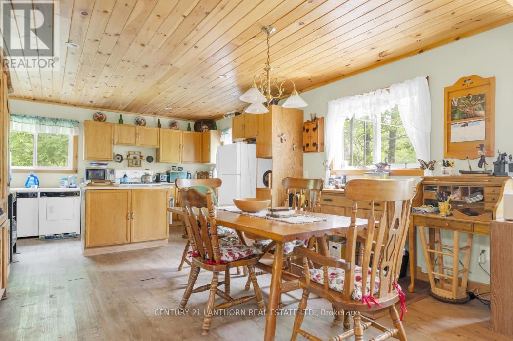 656 A YARROW LANE Image 9