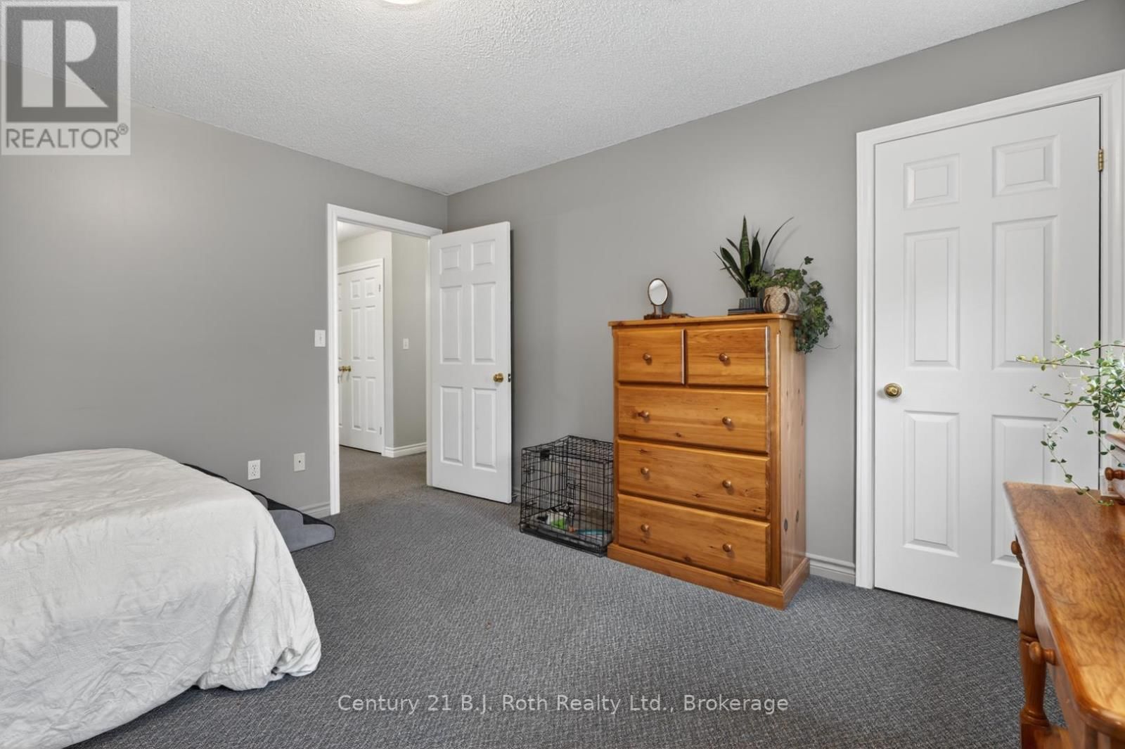 275 HIRAM STREET Image 17