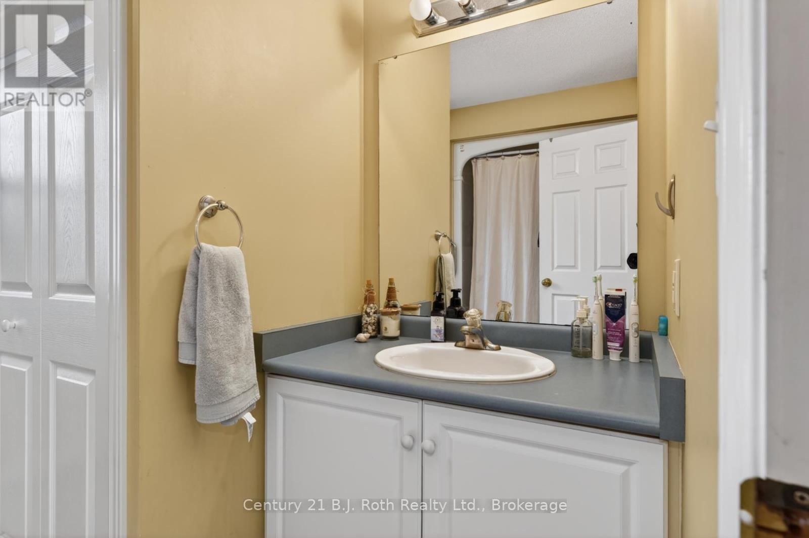 275 HIRAM STREET Image 22