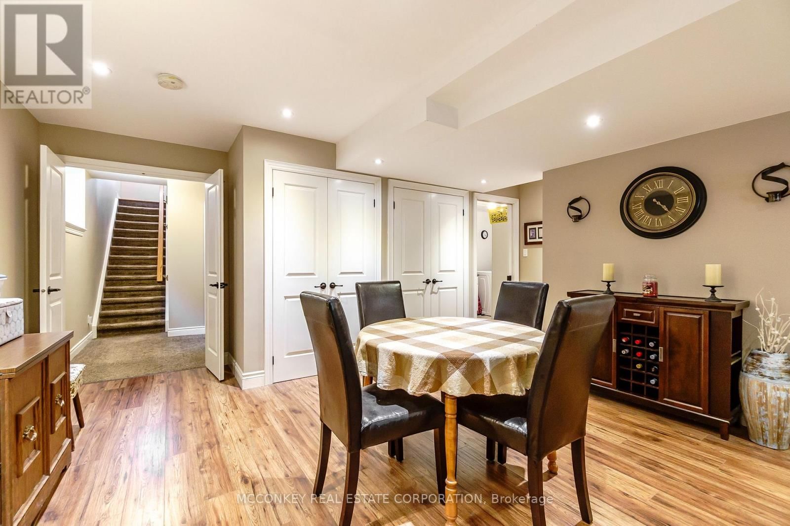 458 RAYMOND STREET Image 37