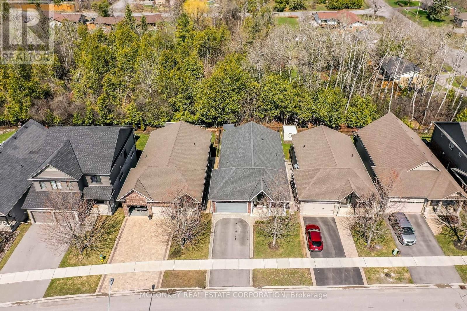 458 RAYMOND STREET Image 4