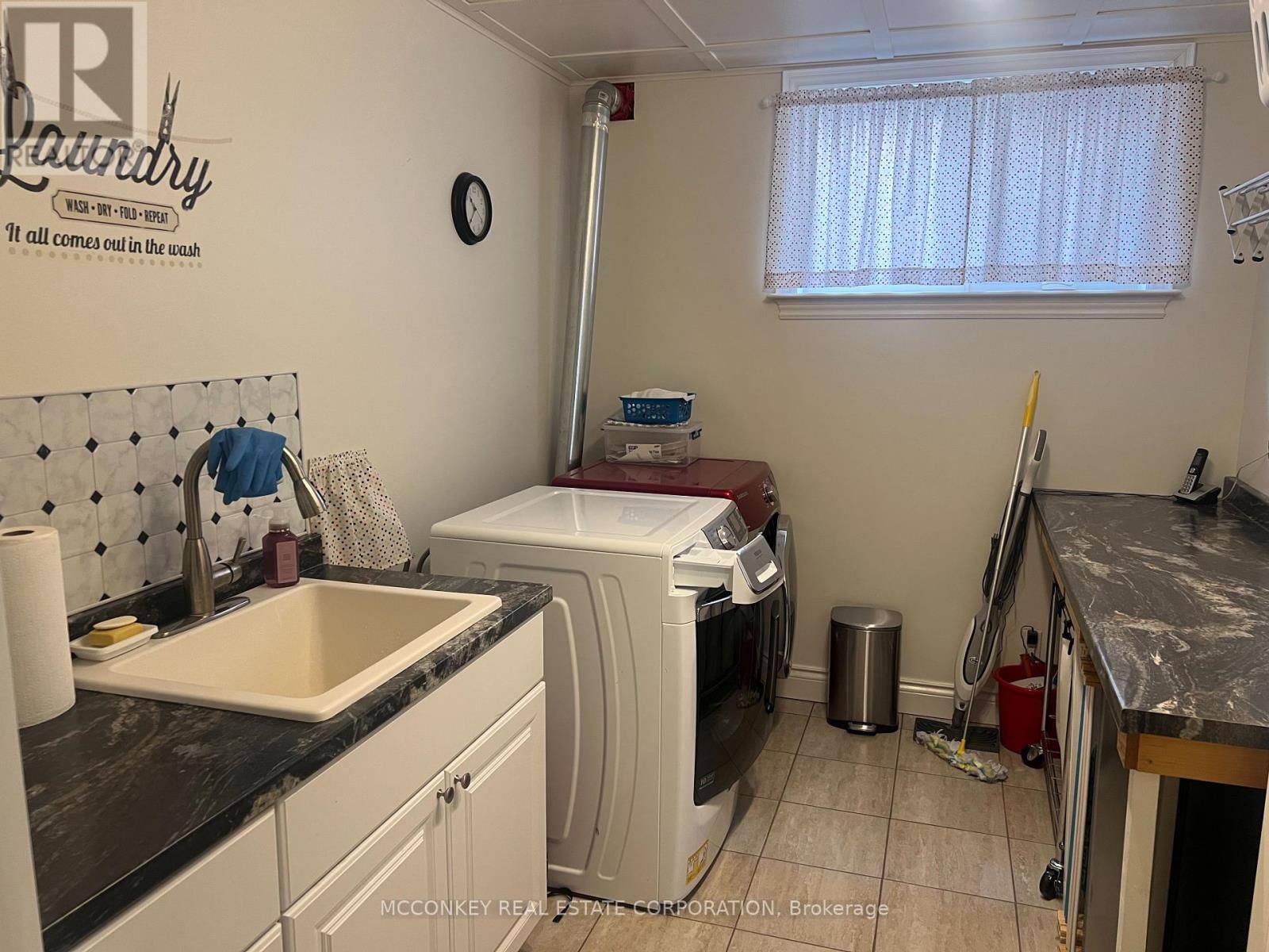 458 RAYMOND STREET Image 41